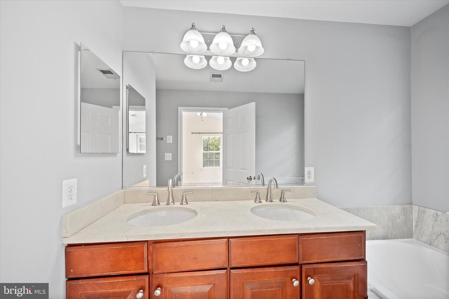 8319 Leighlex Court photo 22