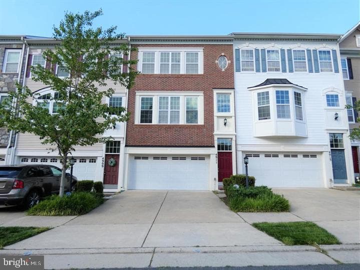 4911 Potomac Highlands Circle photo 10