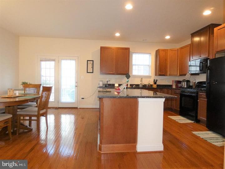 4911 Potomac Highlands Circle photo 5