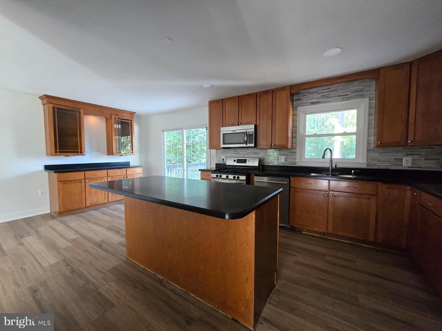 3802 Benson Court photo 8
