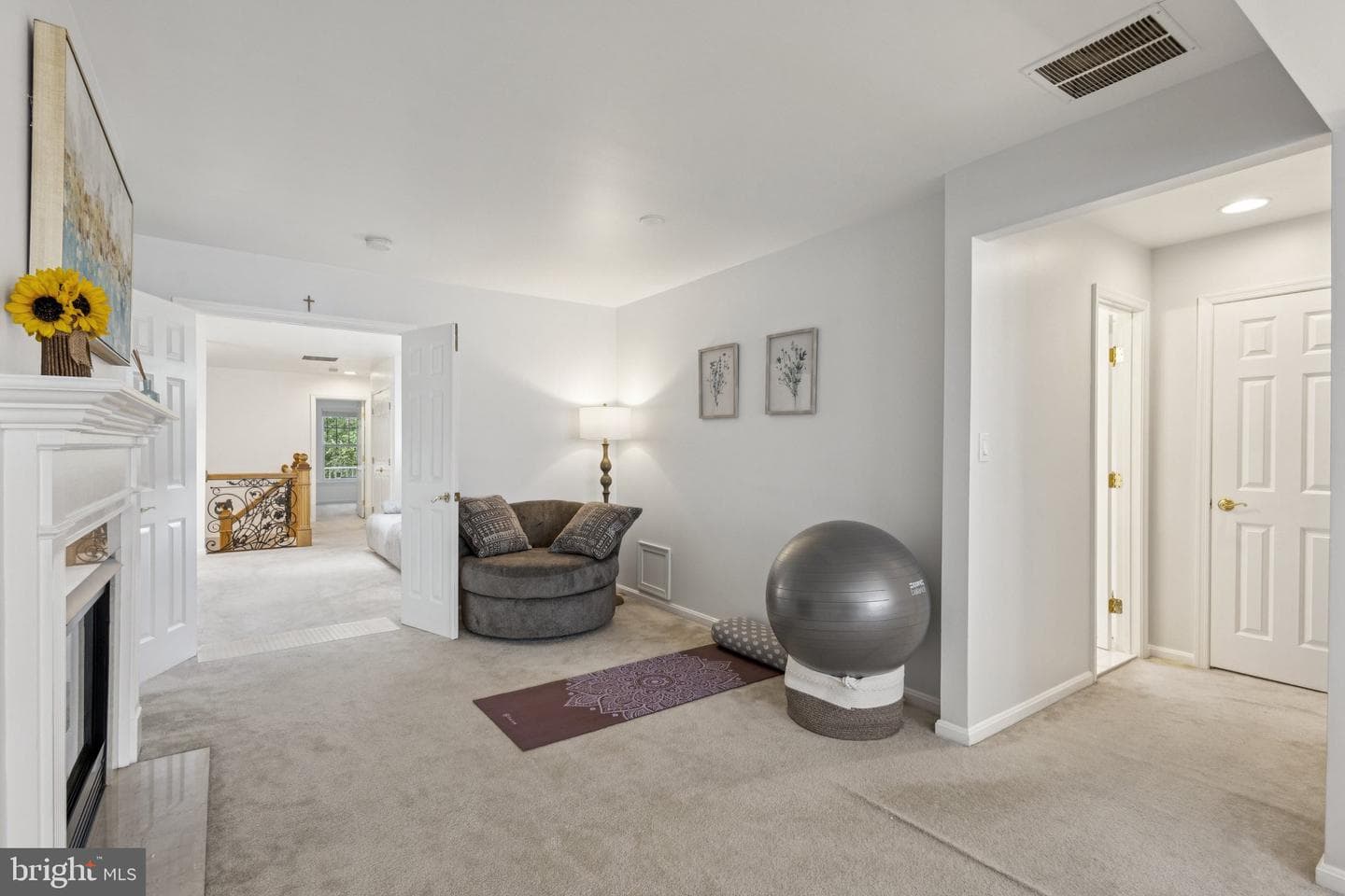 13806 Custis Square photo 22
