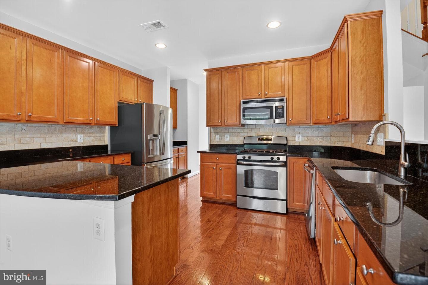 9218 Dawkins Crest Circle photo 12