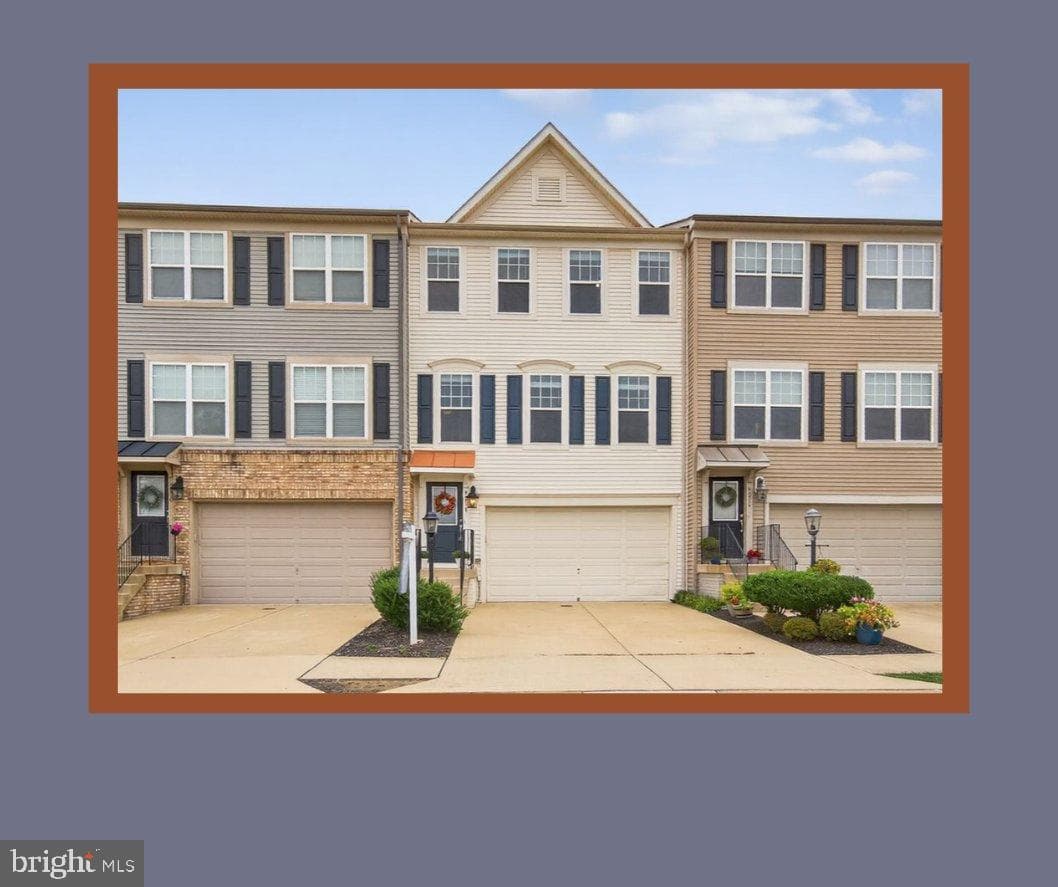 9218 Dawkins Crest Circle photo 2