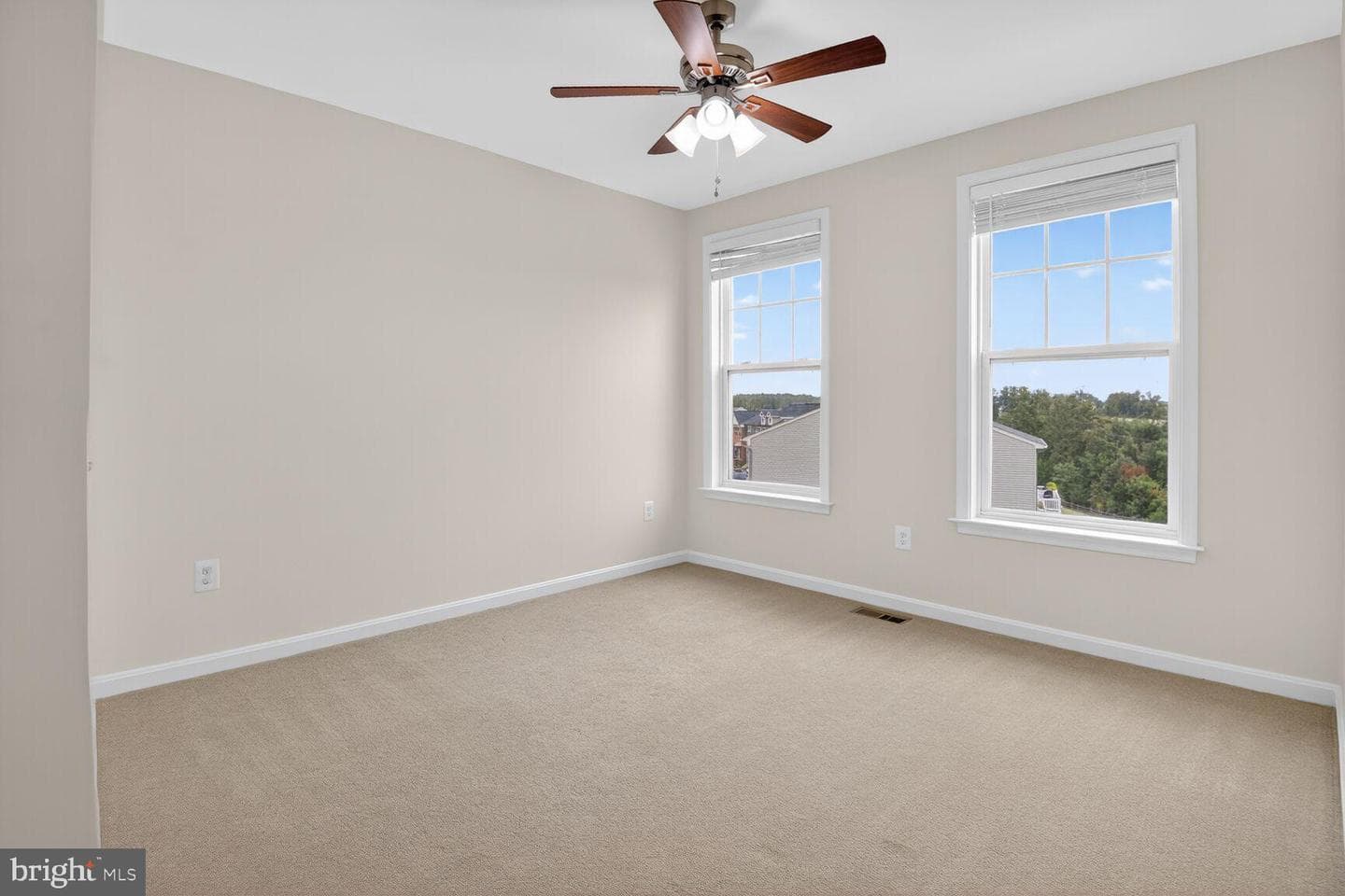 9218 Dawkins Crest Circle photo 25