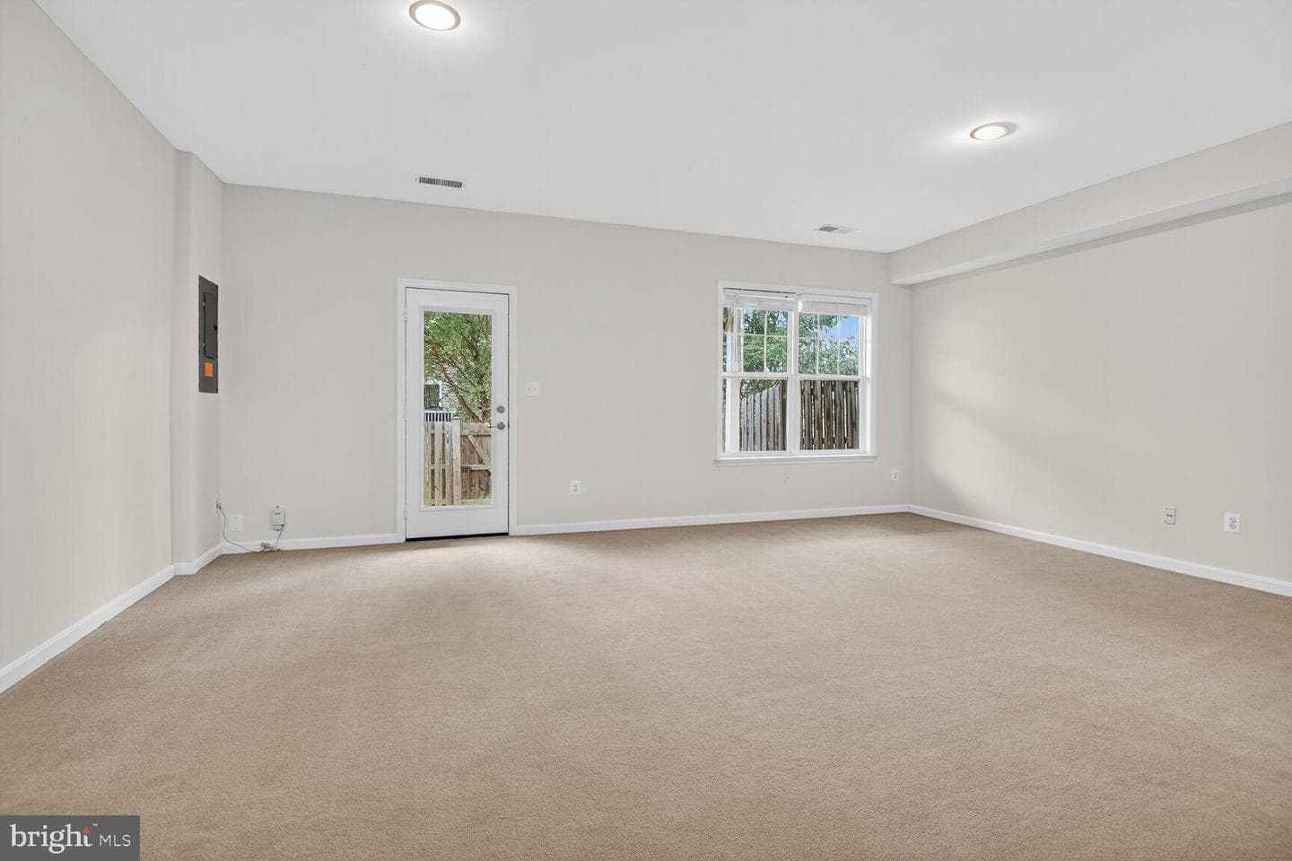9218 Dawkins Crest Circle photo 27