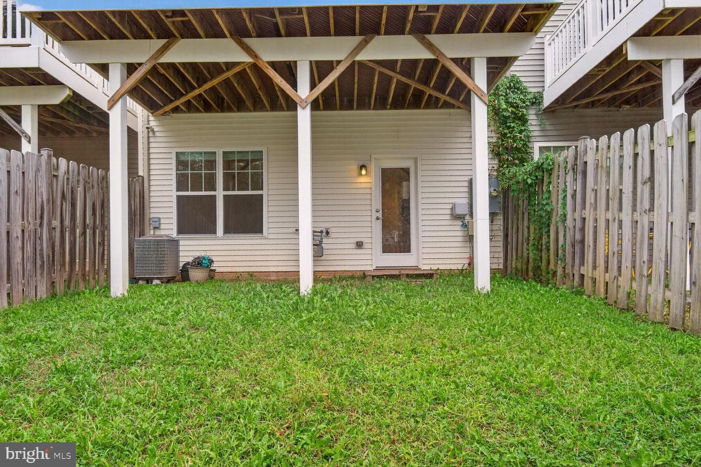 9218 Dawkins Crest Circle photo 31
