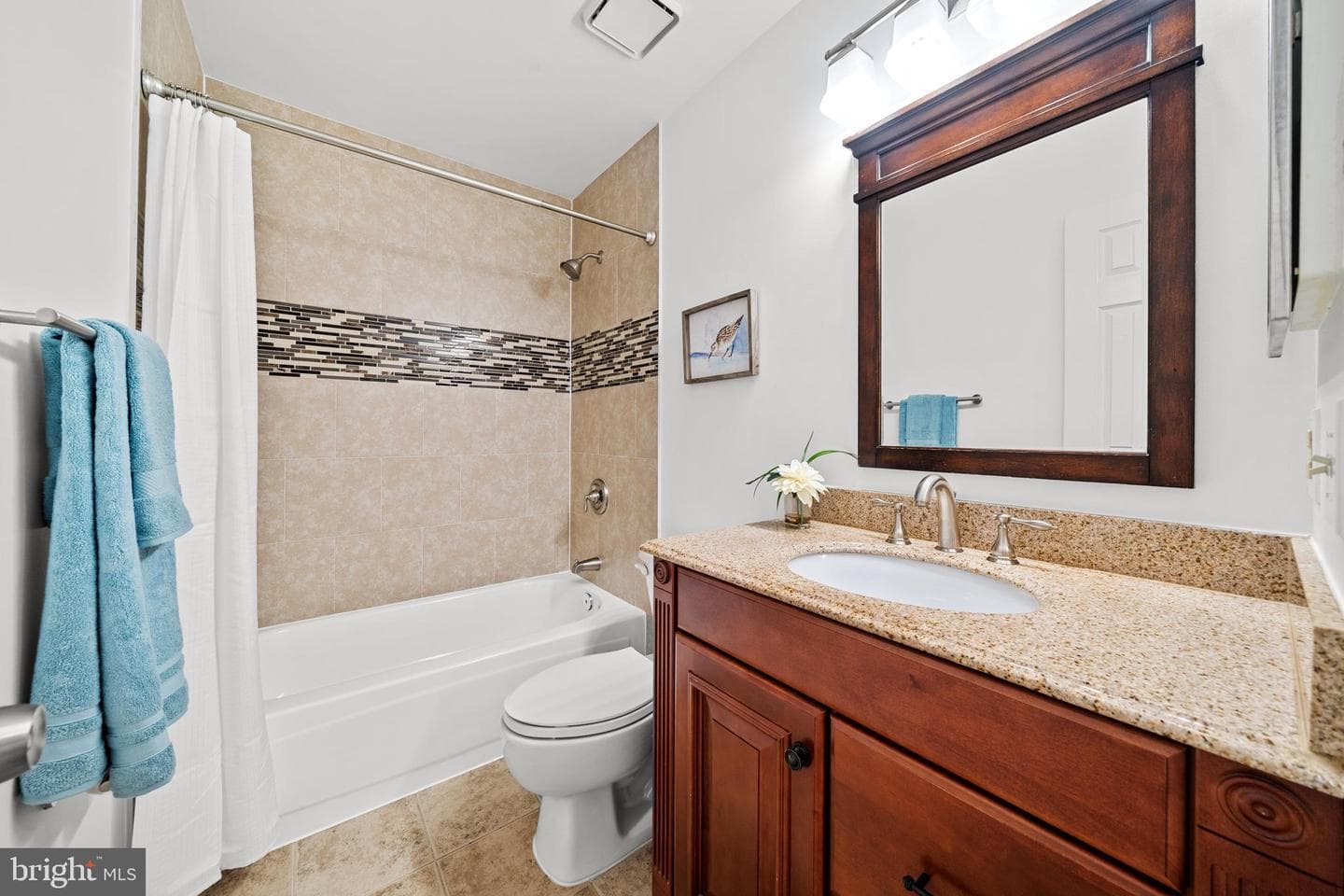 7641 Chadds Landing Way photo 17