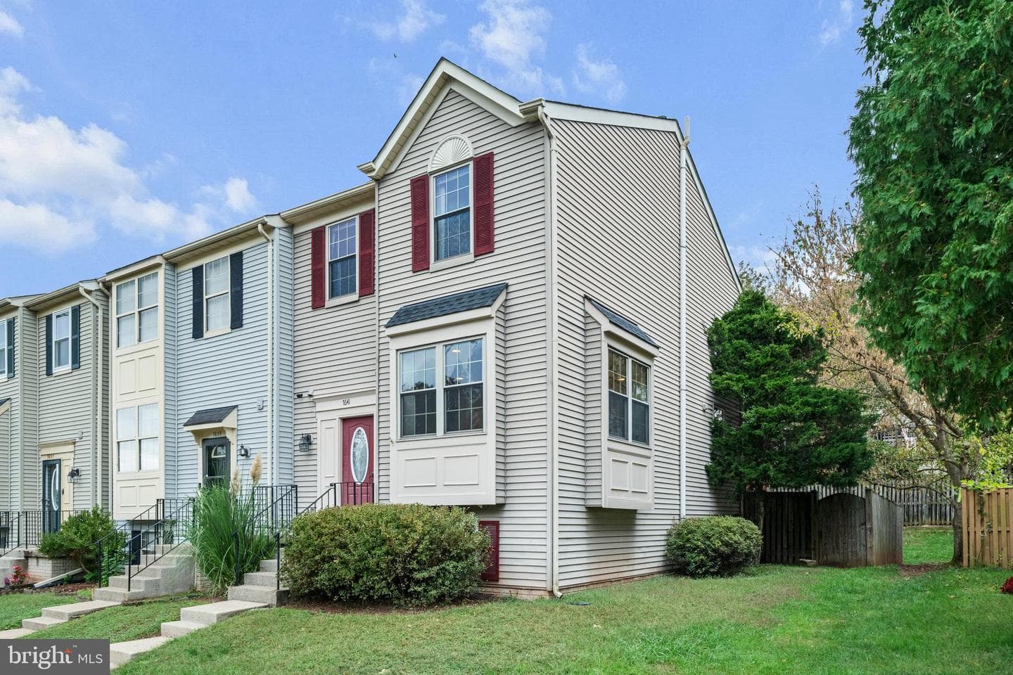 7641 Chadds Landing Way photo 4