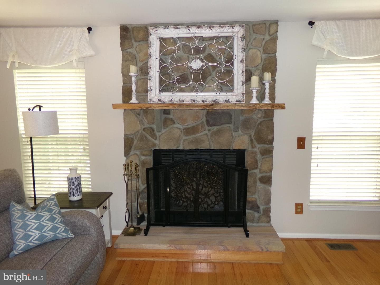 8732 Vanore Place photo 18