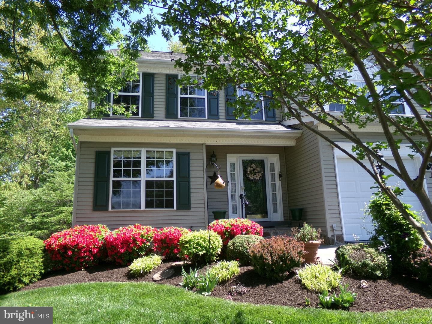 8732 Vanore Place photo 3