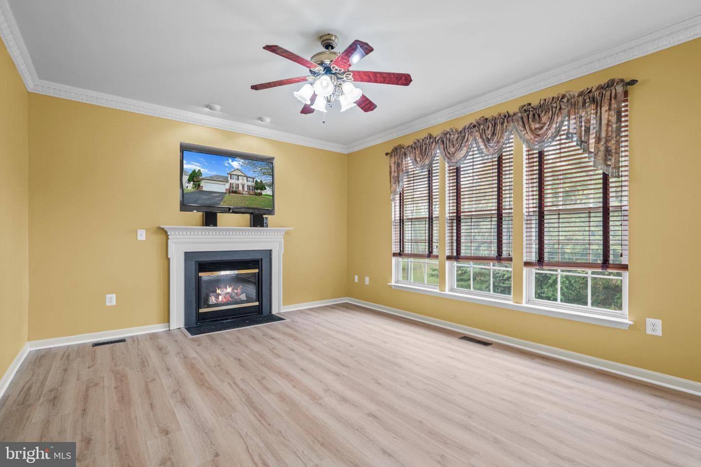 15381 Tina Lane photo 18