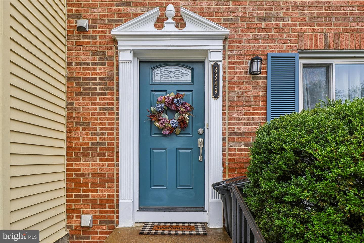 3349 Wyndale Court photo 2