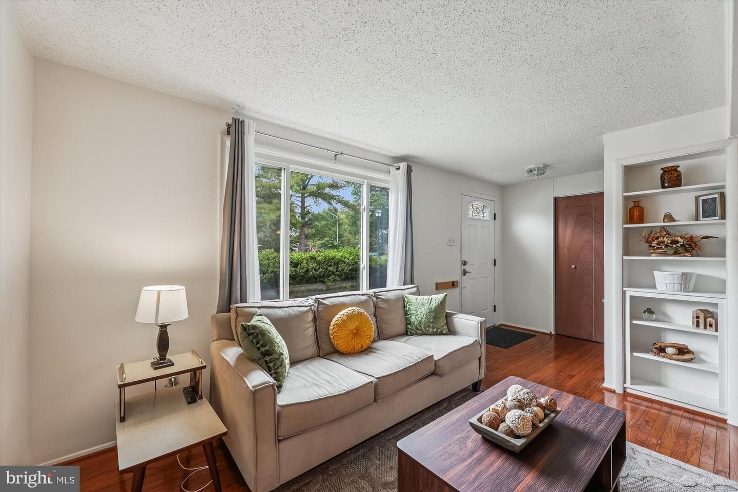 3349 Wyndale Court photo 4