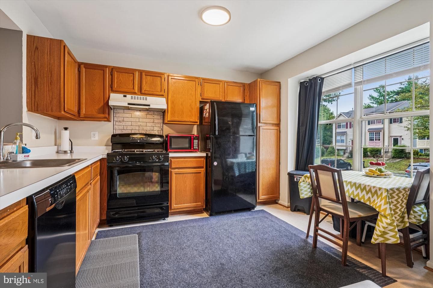 3129 Antrim Circle photo 4