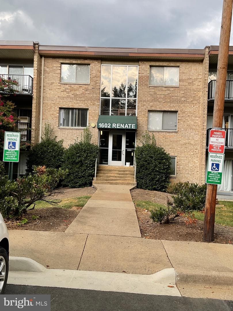 1602 Renate Dr # 303, Woodbridge