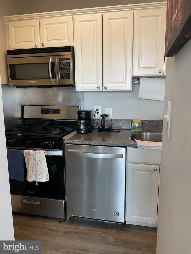 1602 Renate Drive #303 photo 9
