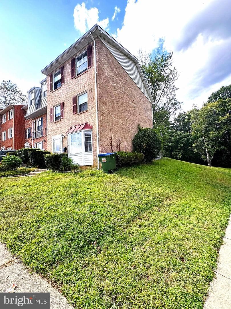 3258 Birchdale Square photo 3