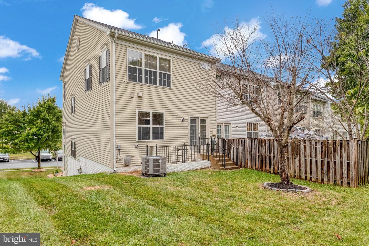 16559 Bramblewood Lane photo 23