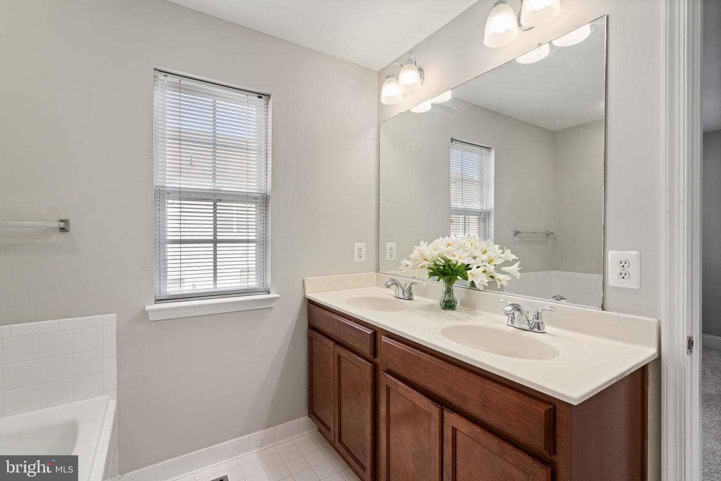 4909 Potomac Highlands Circle photo 28