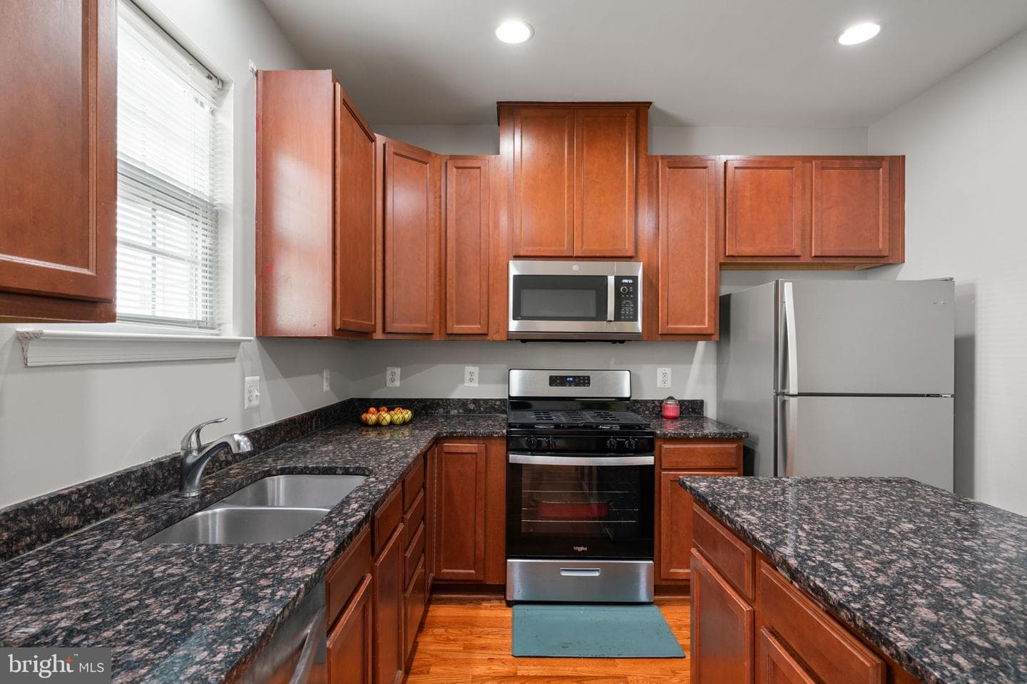 4909 Potomac Highlands Circle photo 9