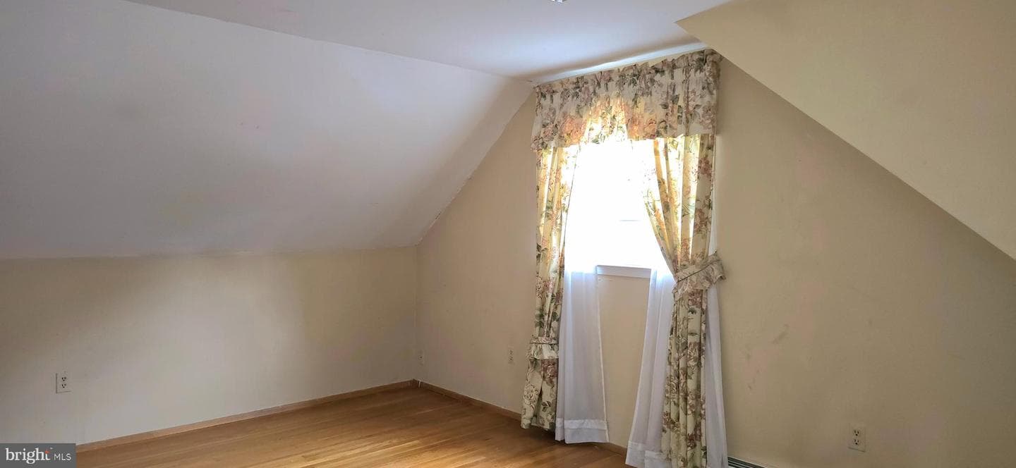 9405 Blackstone Road photo 14