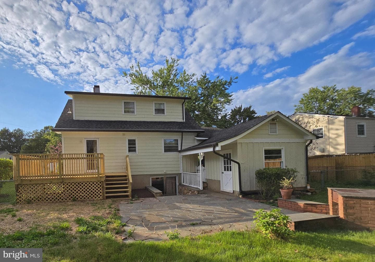 9405 Blackstone Road photo 2