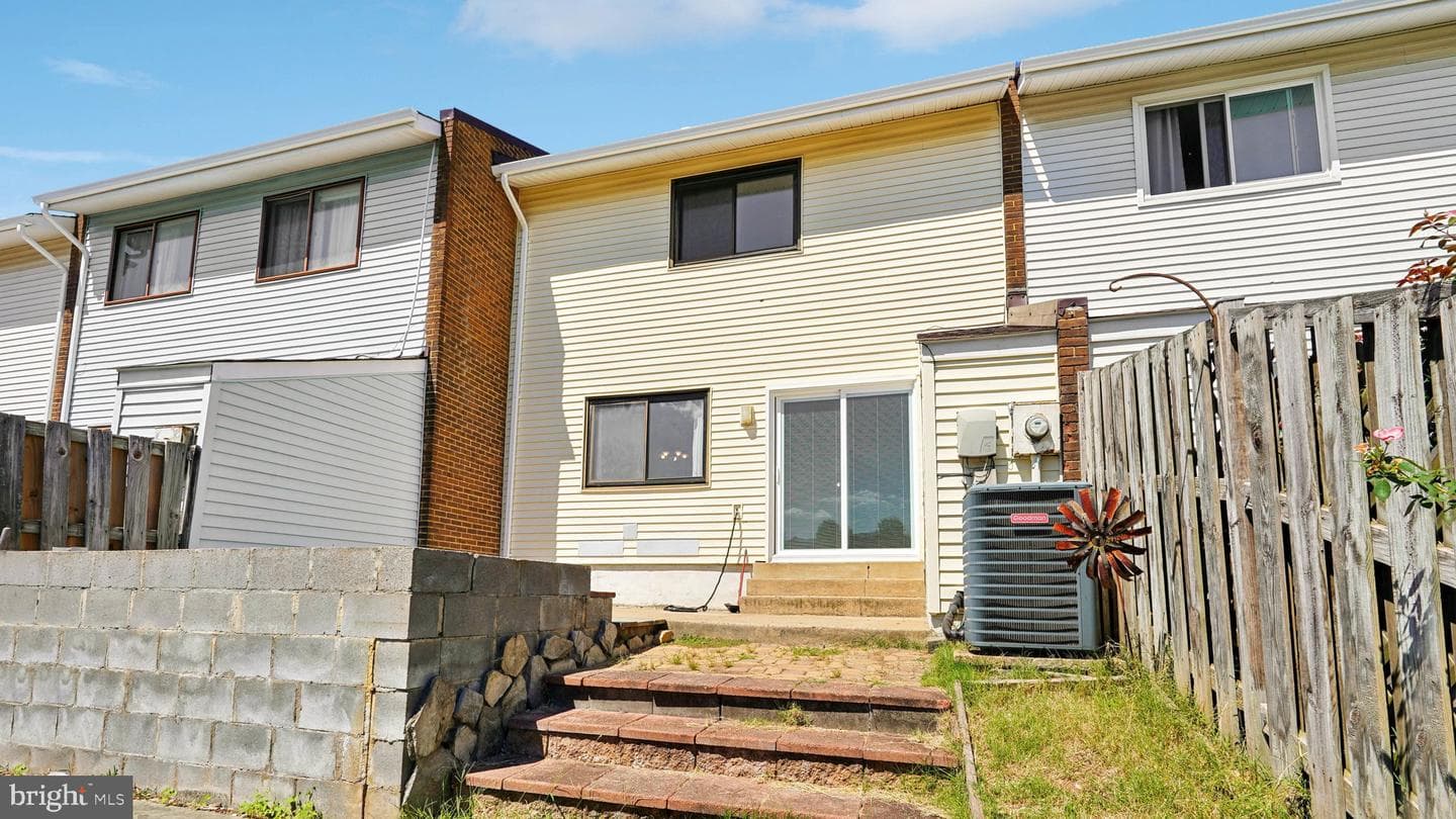 11007 Hiram Court photo 21