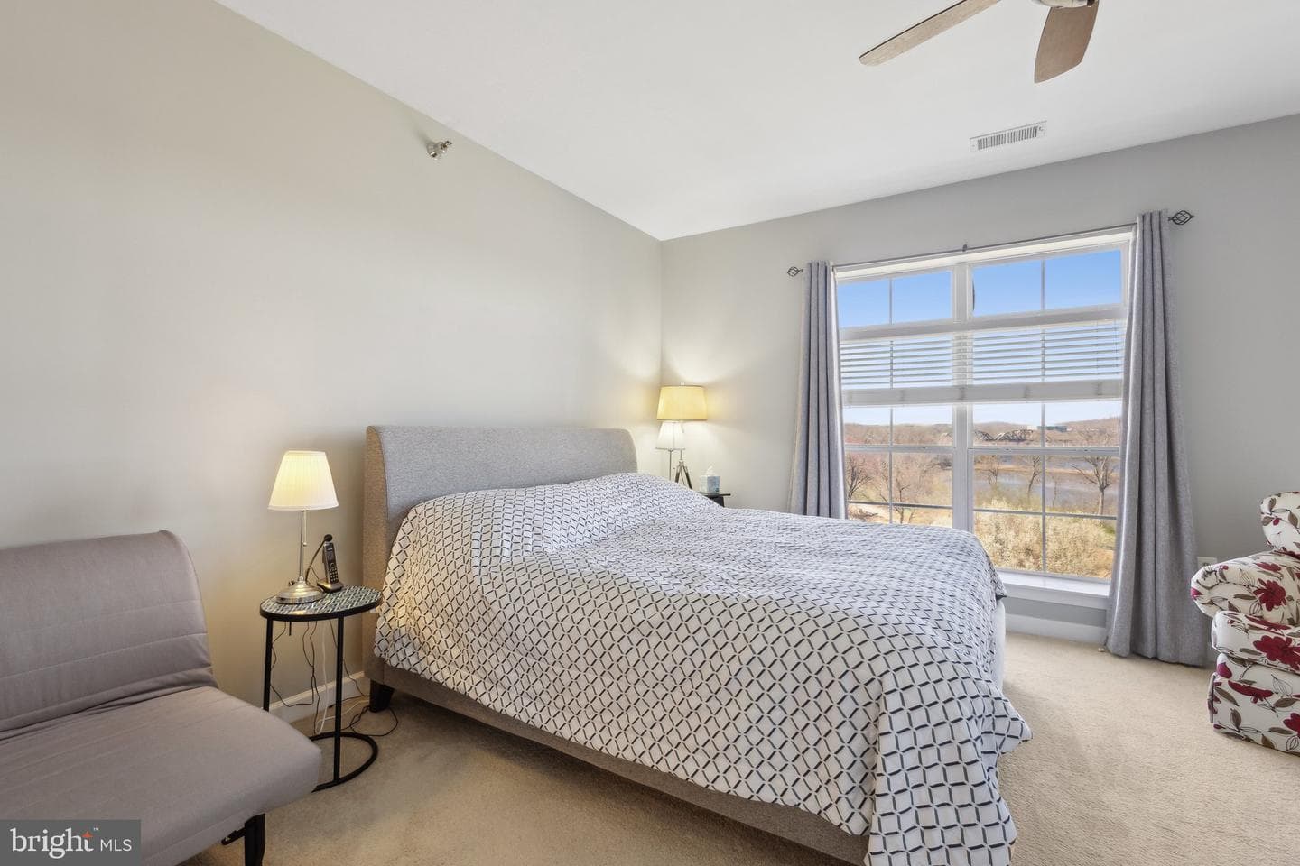 820 Belmont Bay Drive #405 photo 31