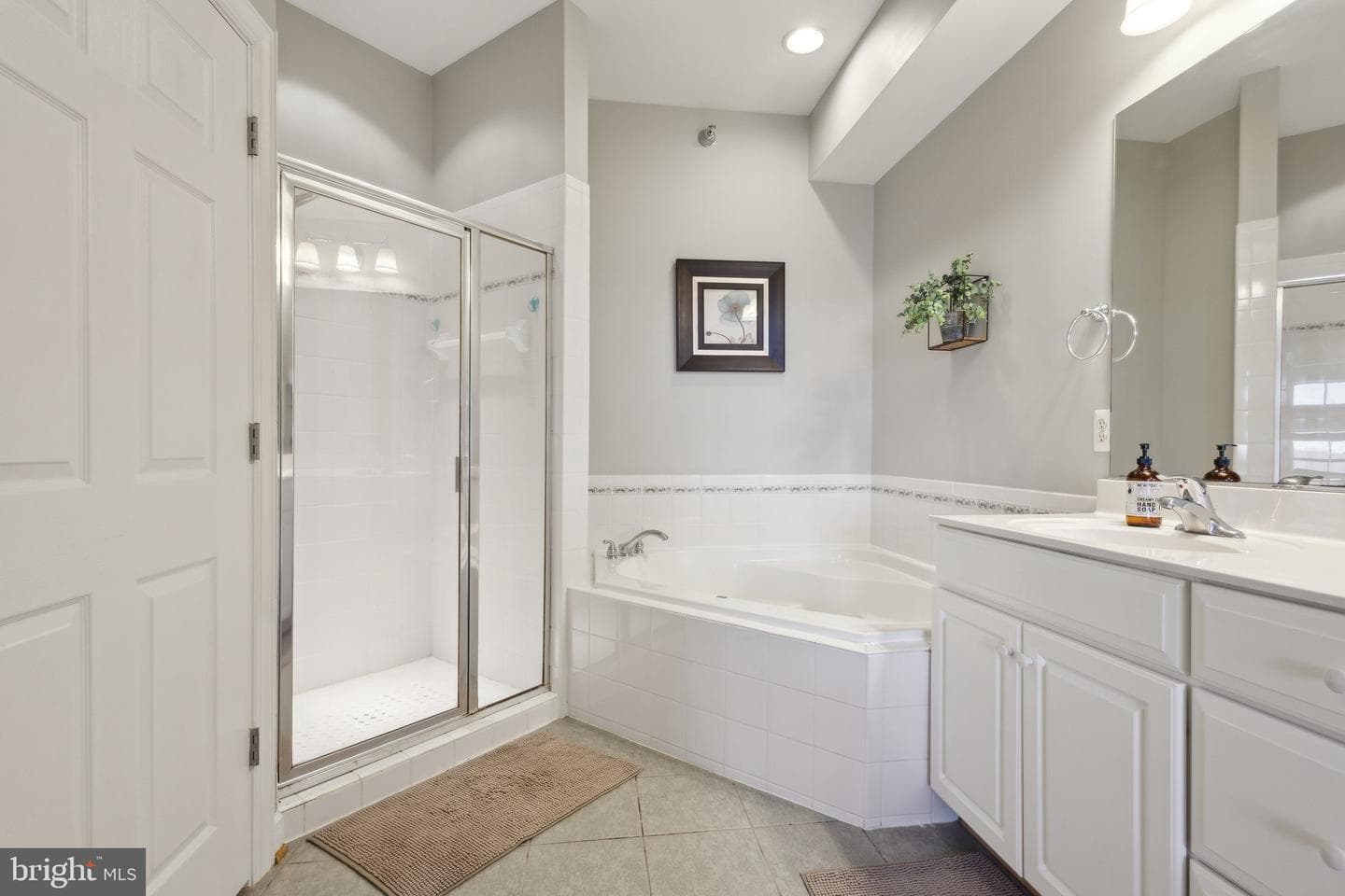 820 Belmont Bay Drive #405 photo 34