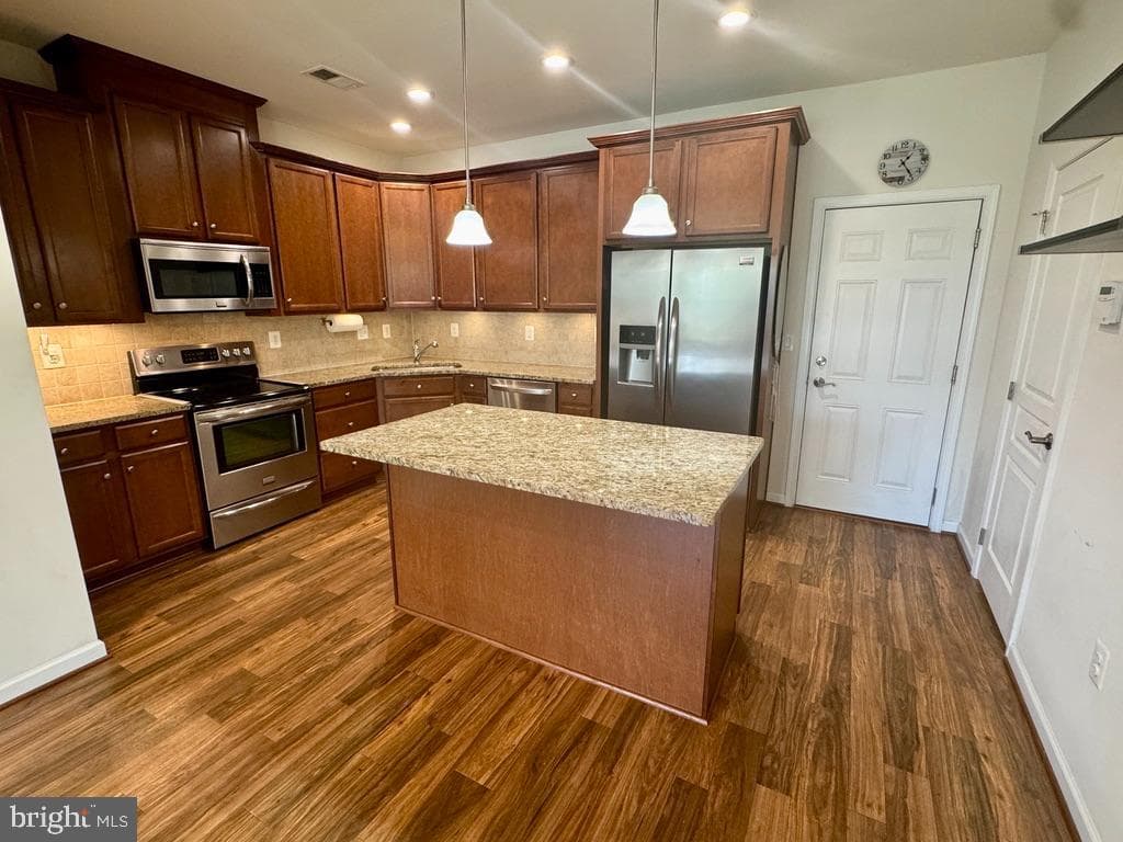14854 Mason Creek Circle photo 3