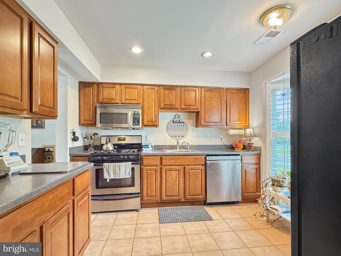 12562 Plymouth Court photo 9