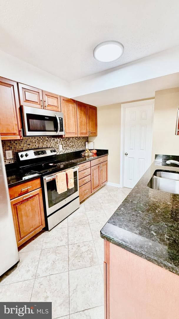 2550 Chadwick Court photo 10