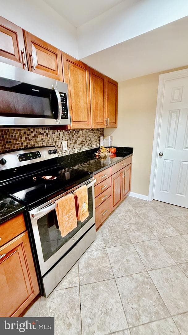 2550 Chadwick Court photo 12
