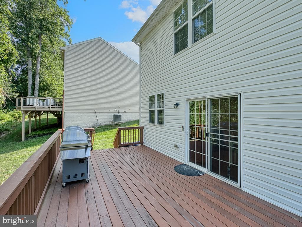 3314 Barnetts Crossing Place photo 15