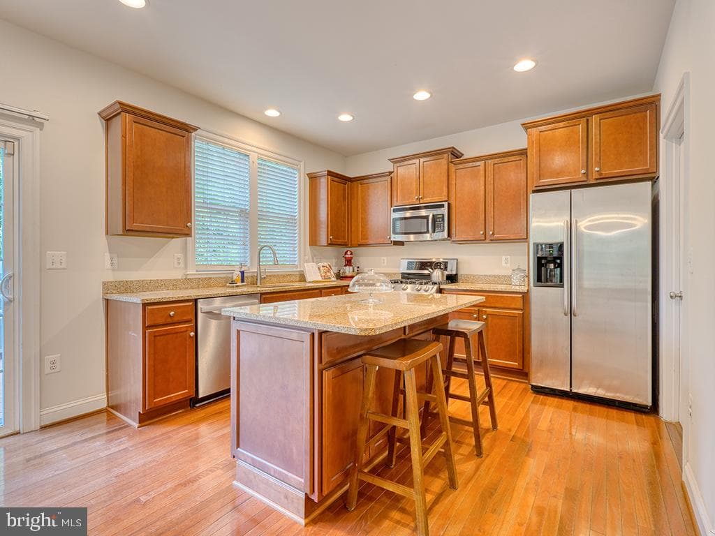 3314 Barnetts Crossing Place photo 18