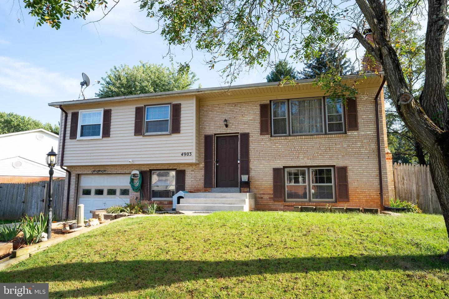 4903 Kenyon Court photo 2