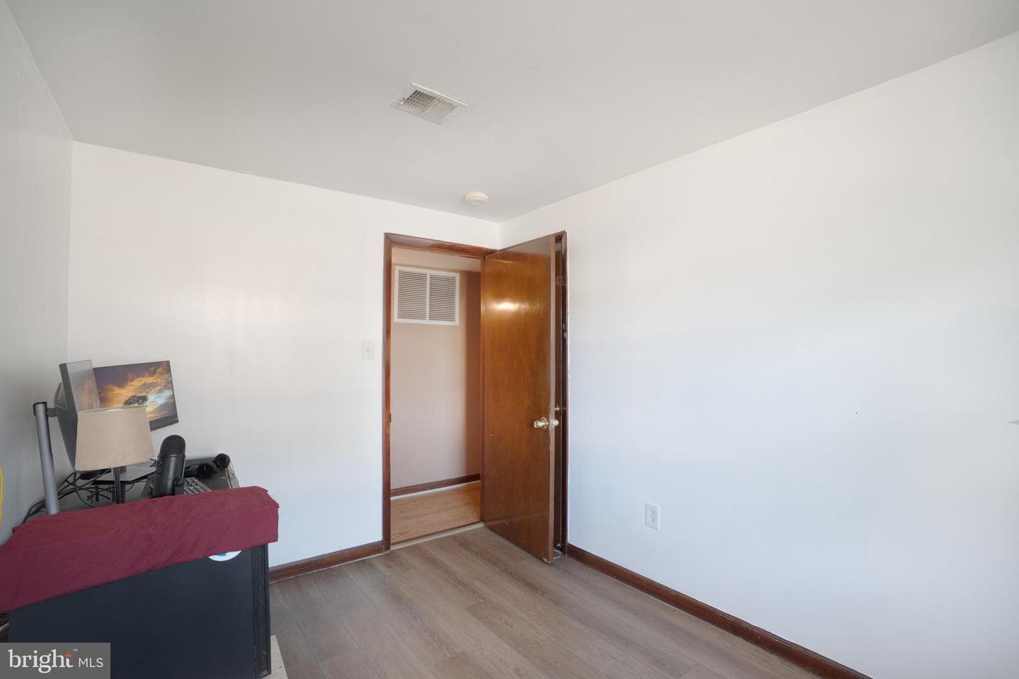 4903 Kenyon Court photo 23