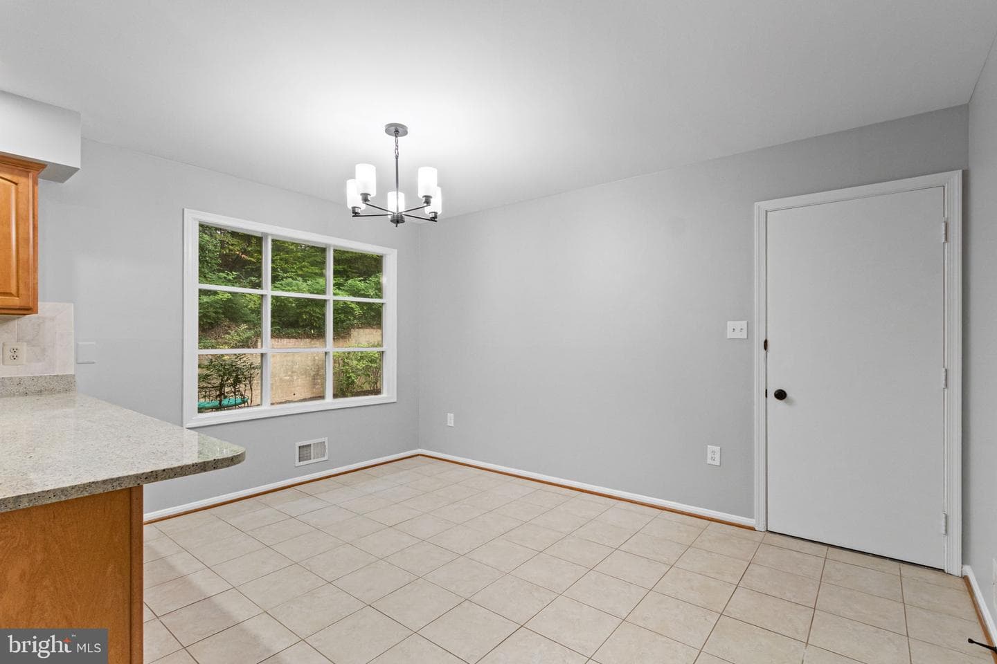 4504 Andrews Place photo 14