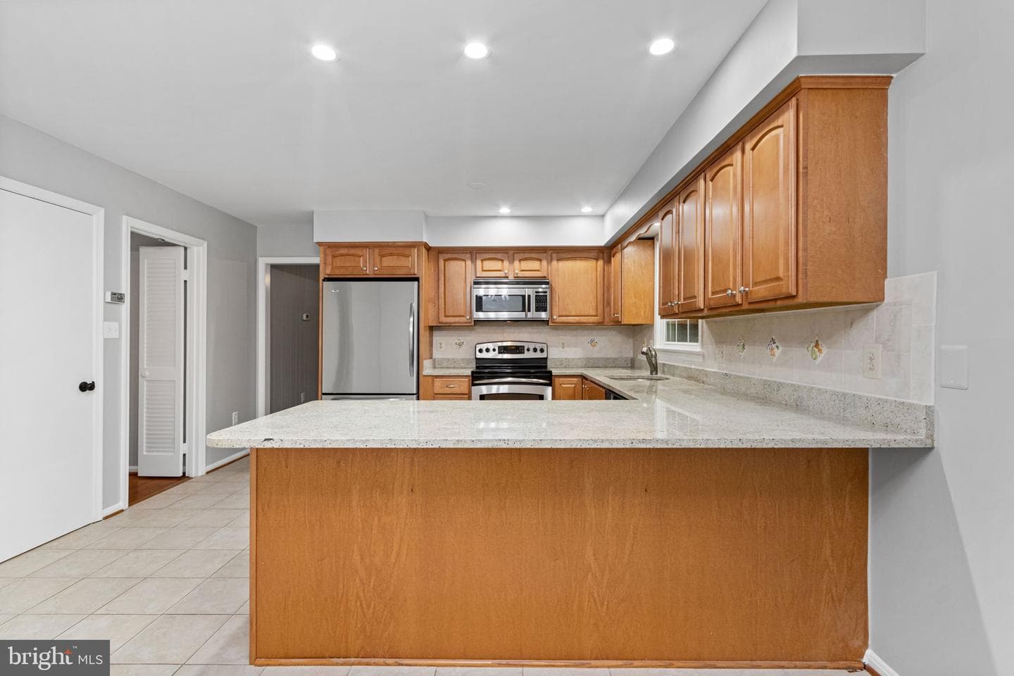4504 Andrews Place photo 18
