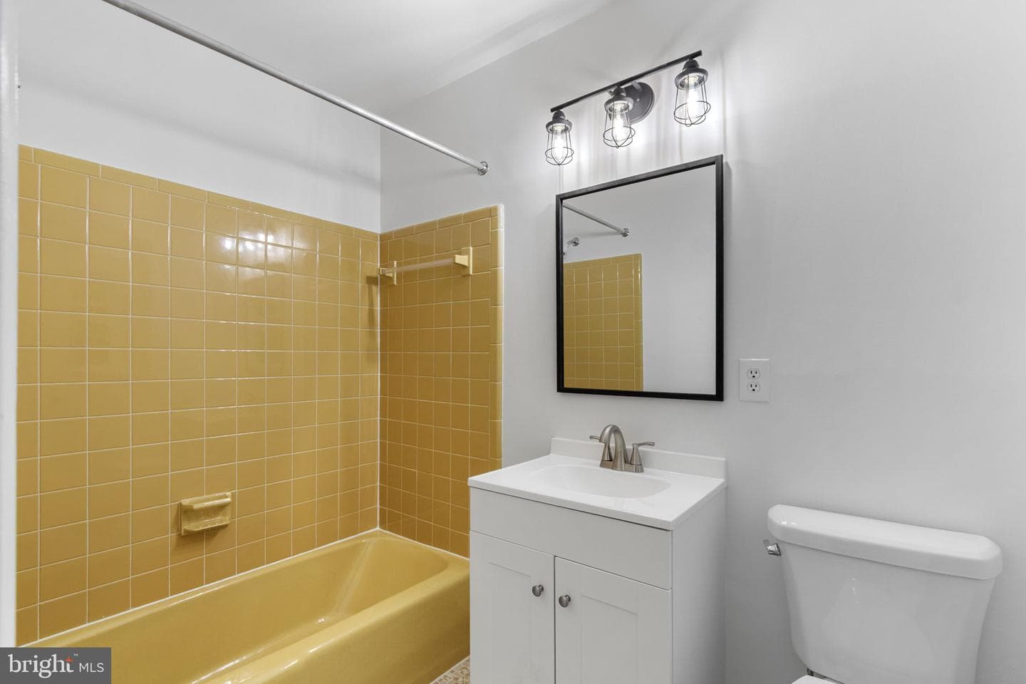 4504 Andrews Place photo 31
