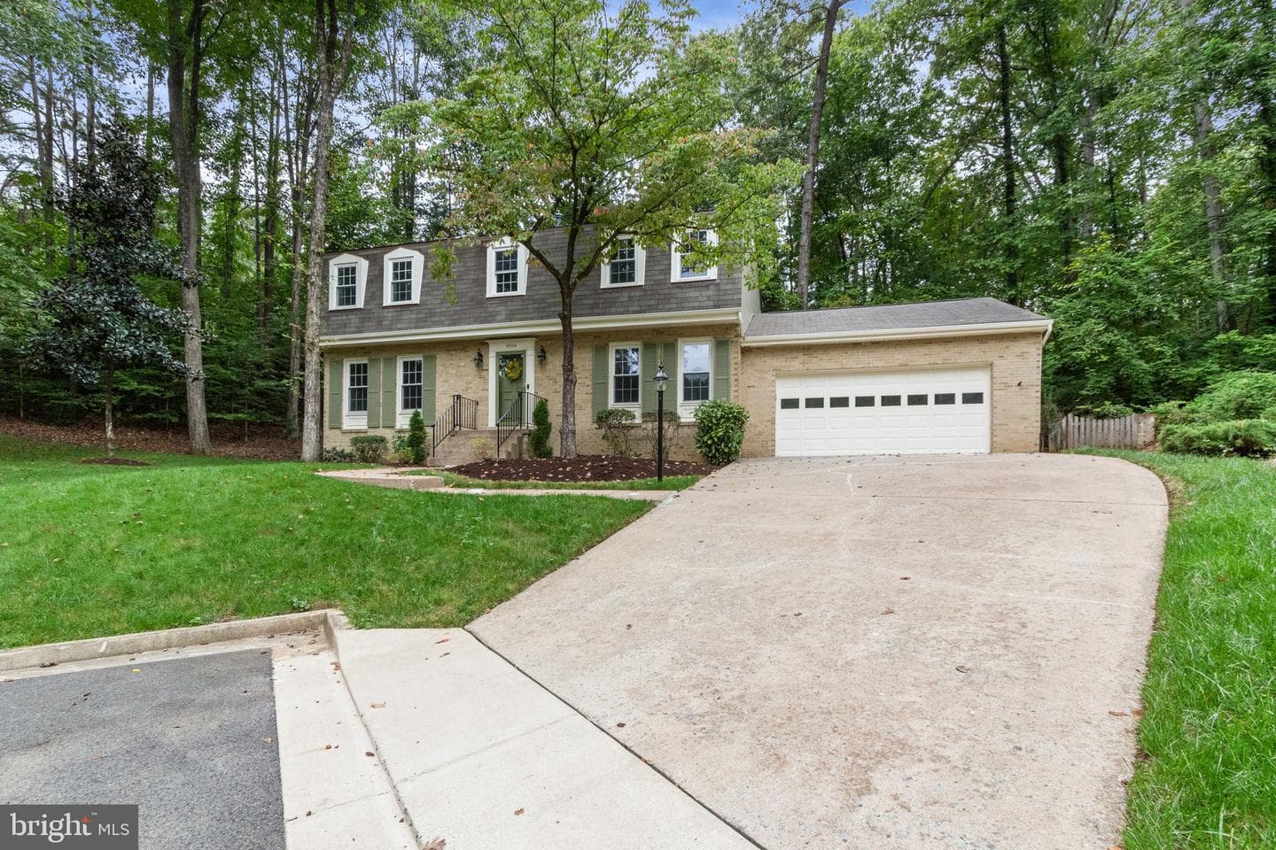 4504 Andrews Place photo 5