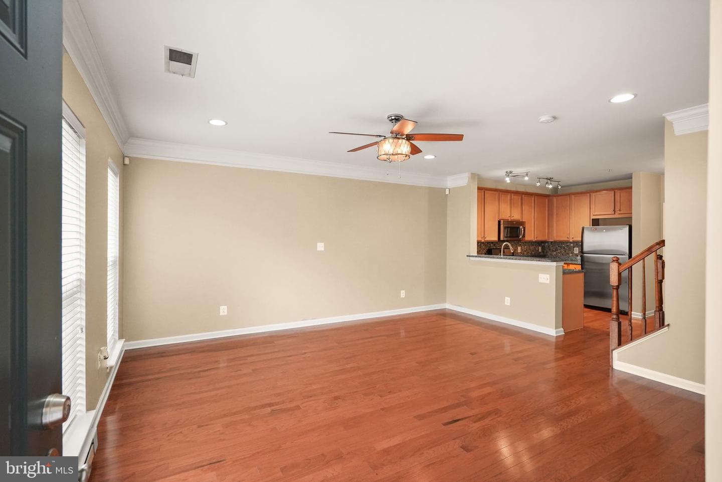 2331 Kew Gardens Drive photo 9