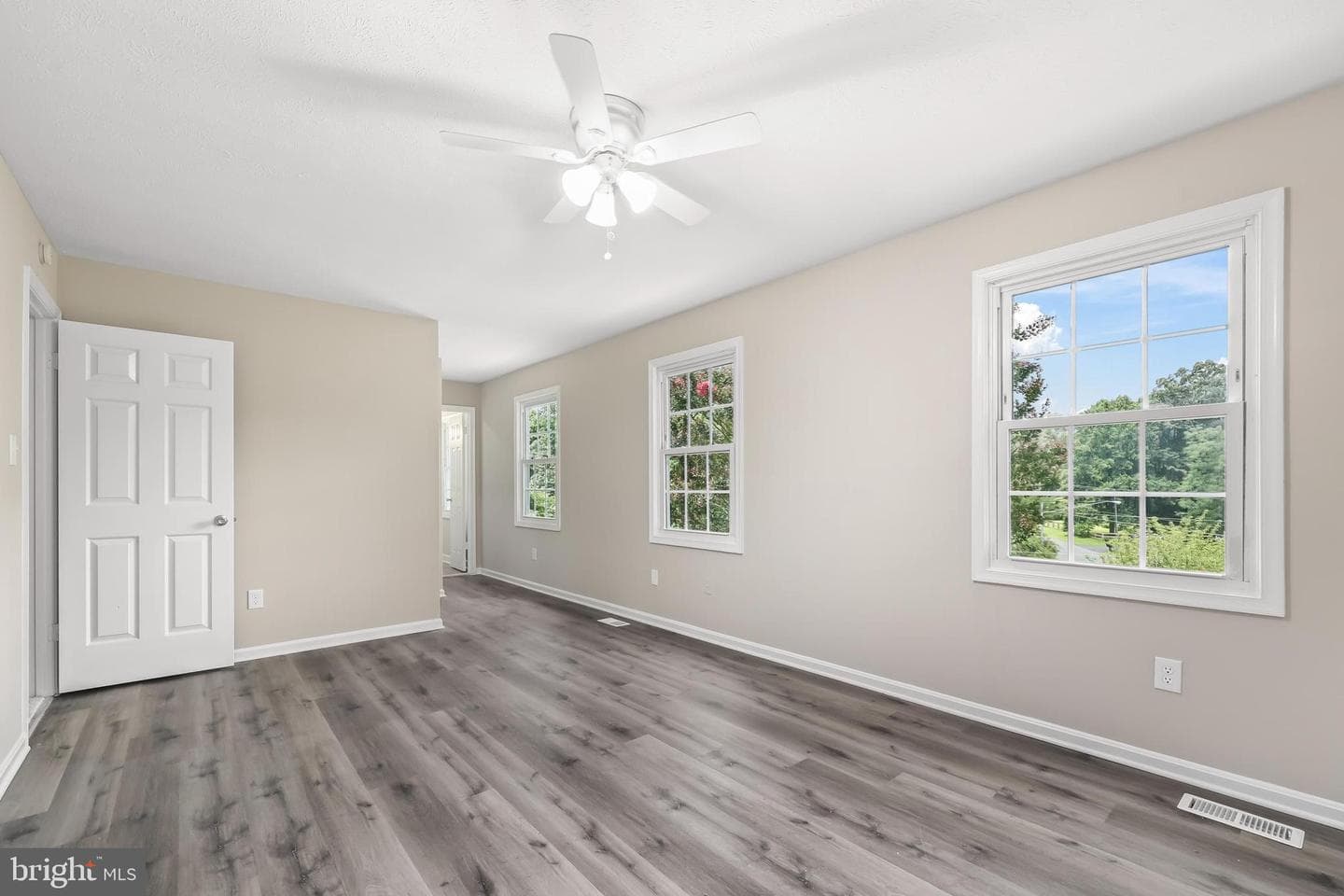 11175 Stonebrook Drive photo 18