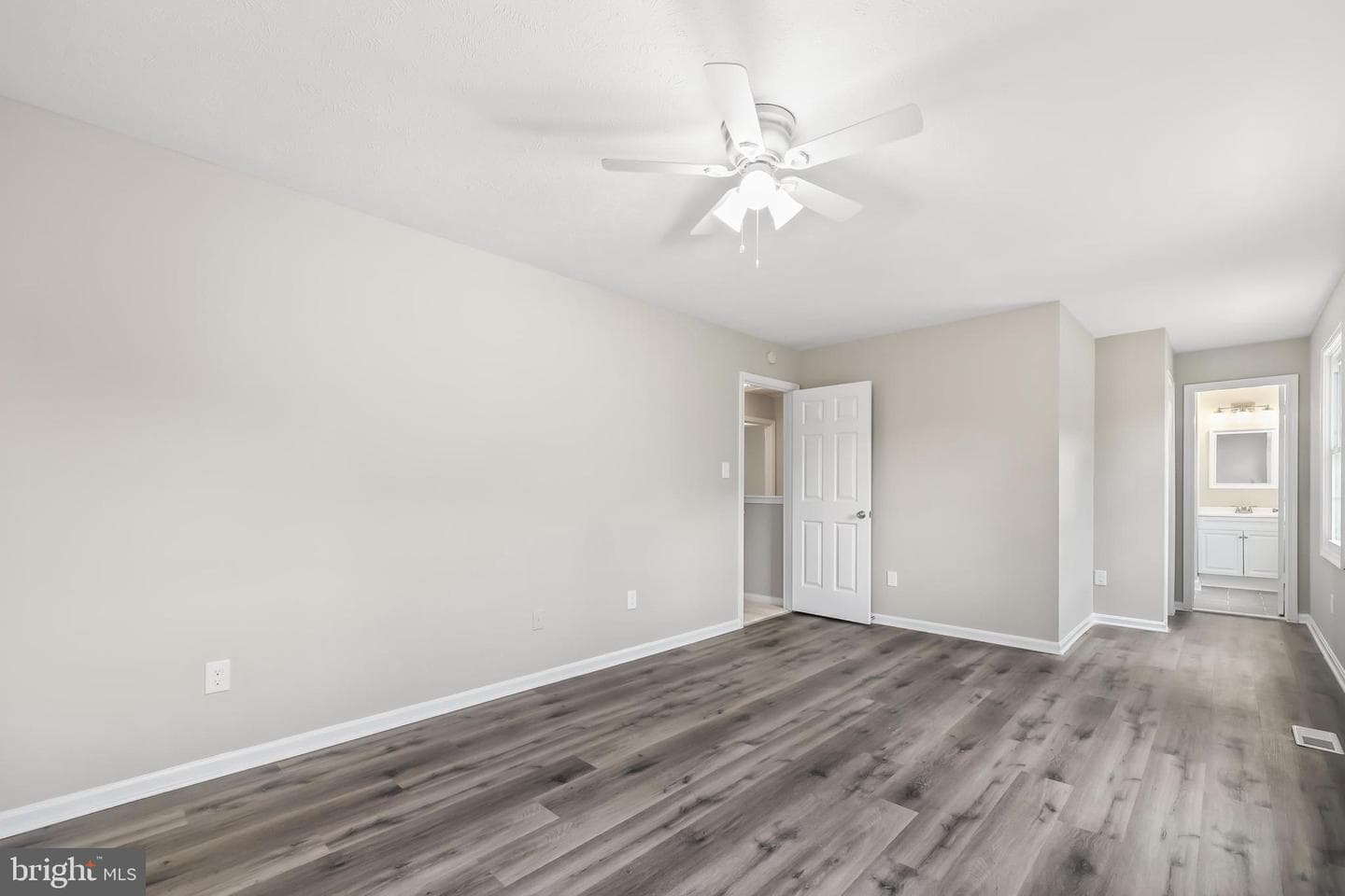 11175 Stonebrook Drive photo 19