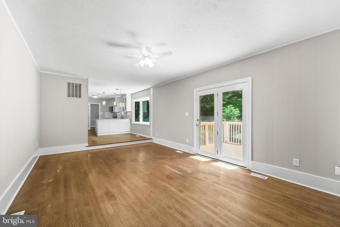 11175 Stonebrook Drive photo 9