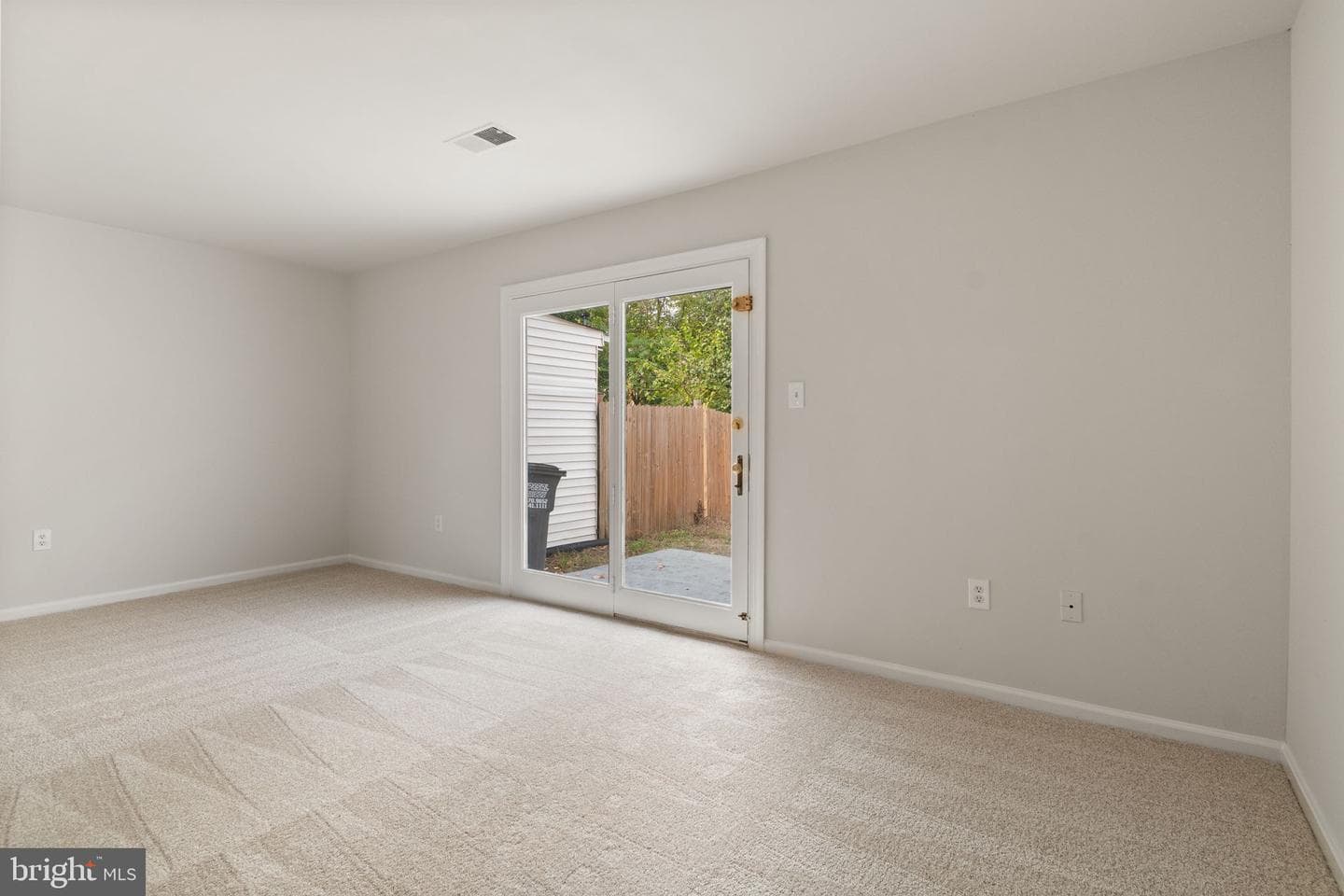 7893 Meadow Court photo 14