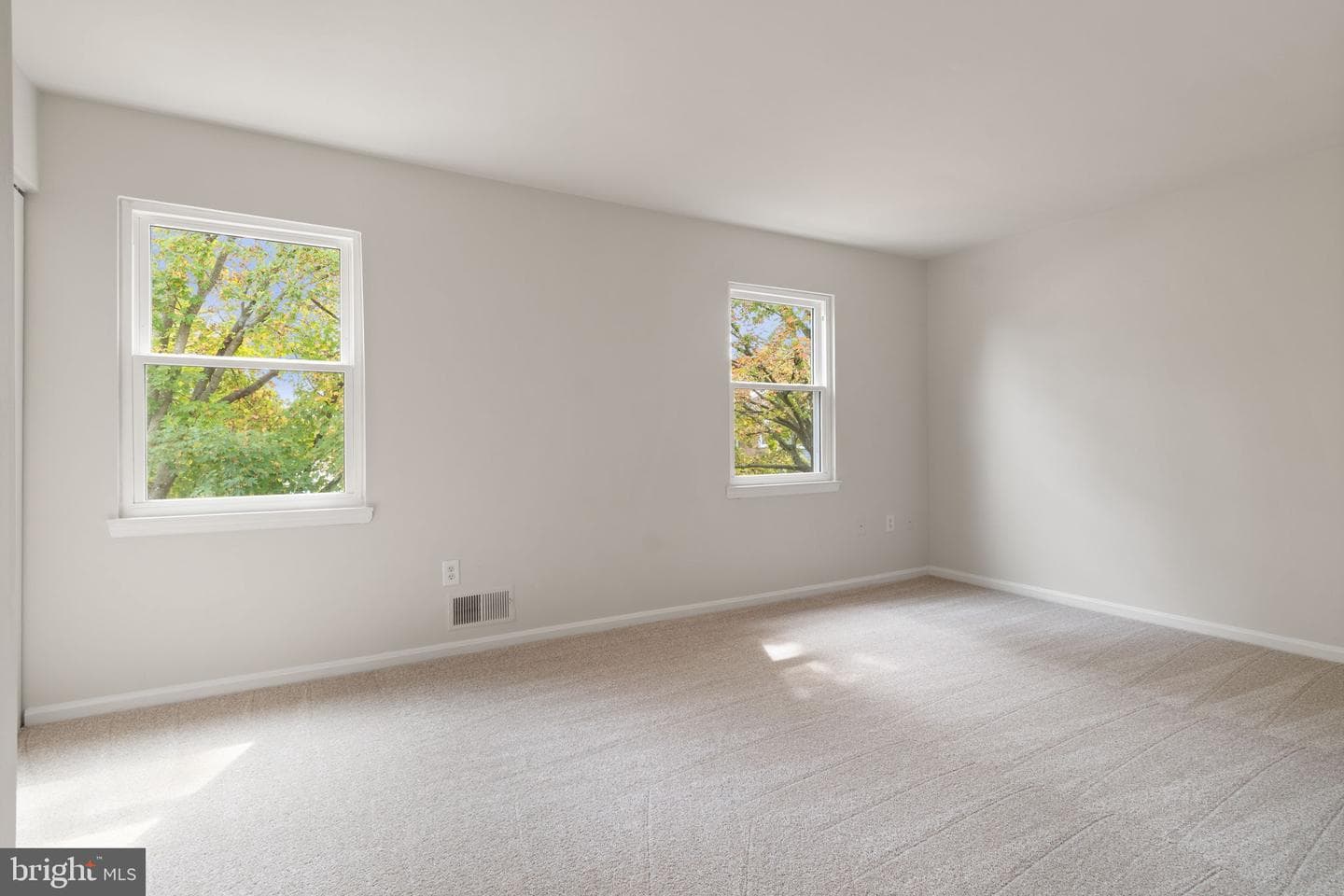 7893 Meadow Court photo 17