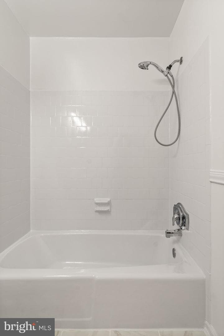 7893 Meadow Court photo 24