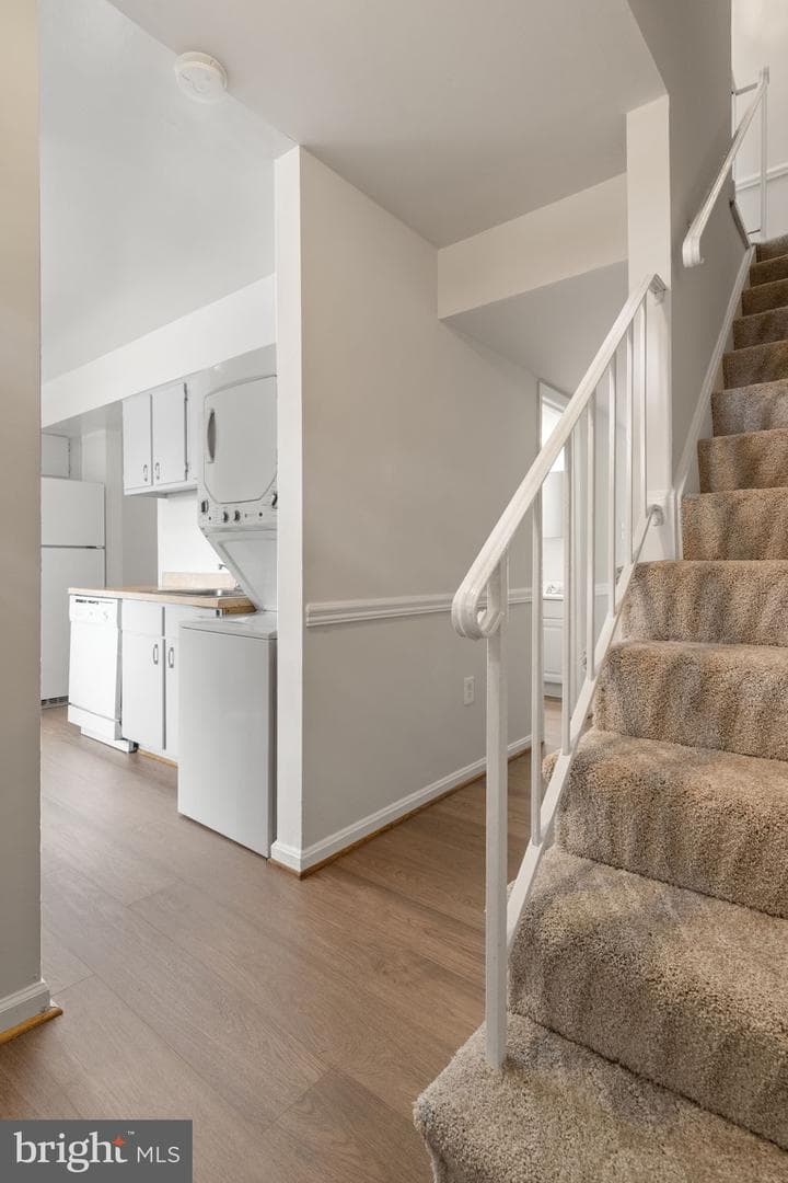 7893 Meadow Court photo 5