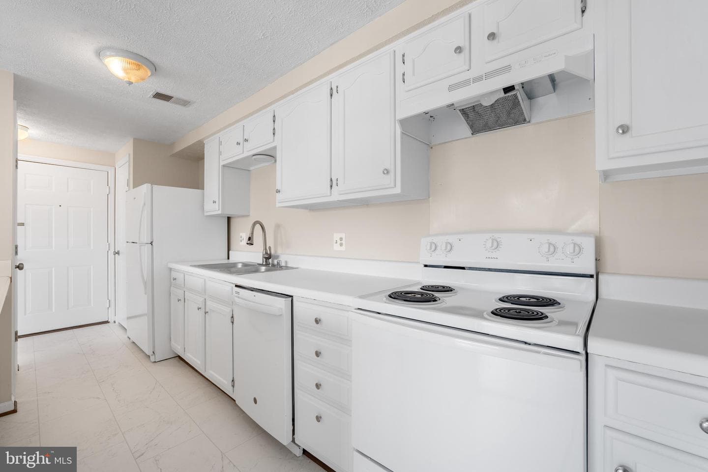 17060 Capri Lane #304 photo 13